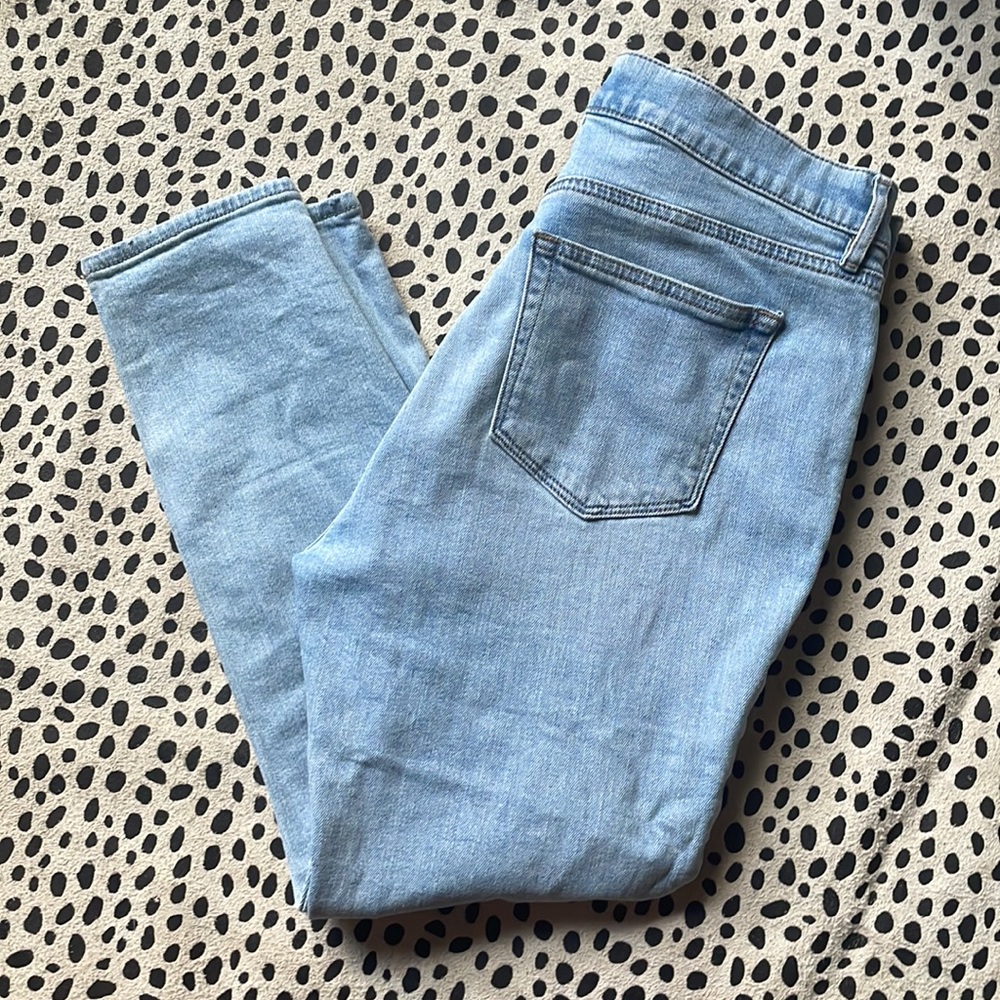 Ankle Light Colored Loft Jeans!
